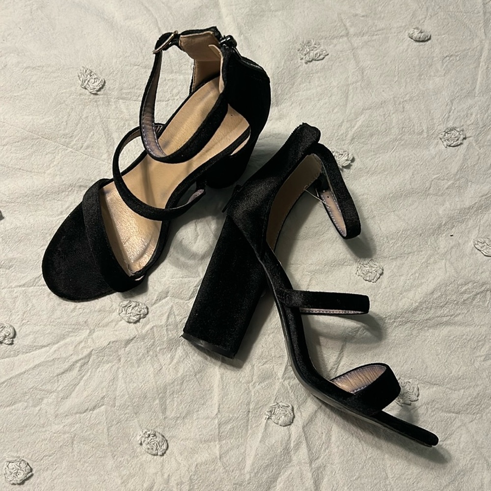 Strappy black velvet heels